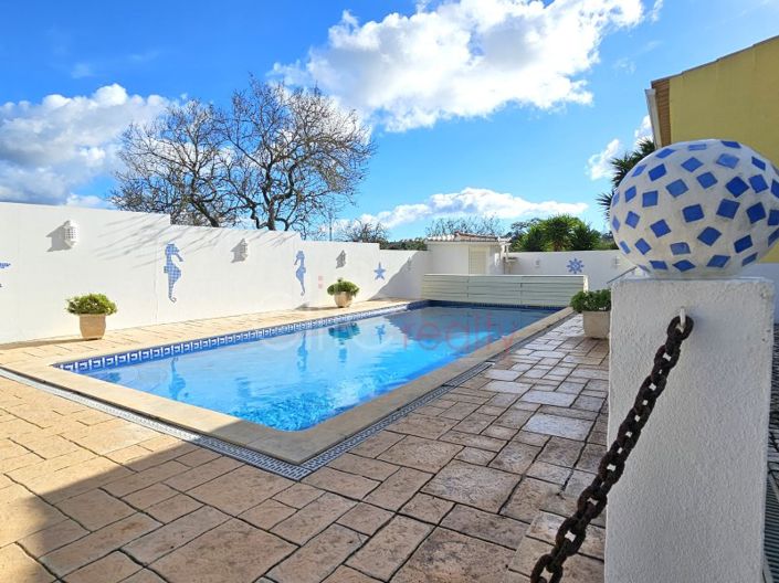 Image No.33-4 Bed House for sale