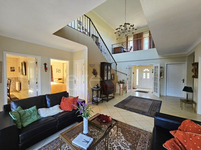 Image No.7-4 Bed House for sale