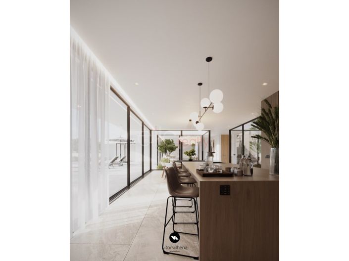 Image No.2-4 Bed House for sale