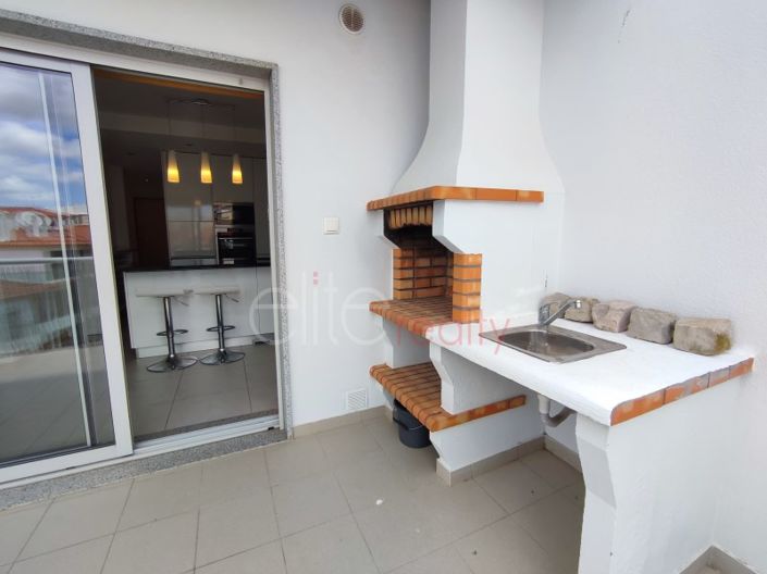 Image No.14-3 Bed Apartment for sale