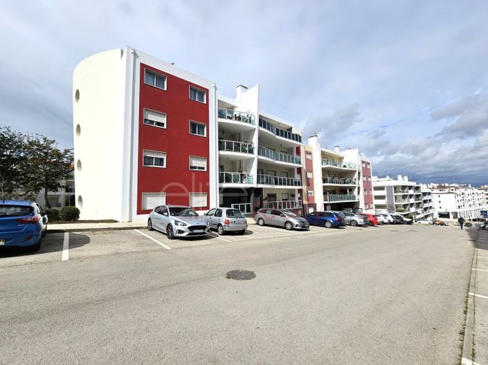 Image No.15-3 Bed Apartment for sale