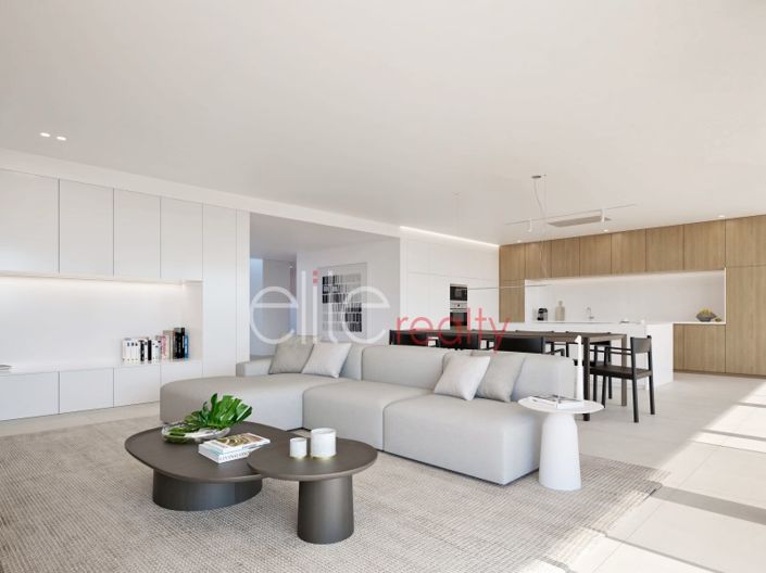 Image No.7-4 Bed House for sale