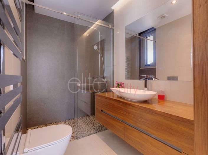 Image No.23-Maison de 4 chambres à vendre à Lagos