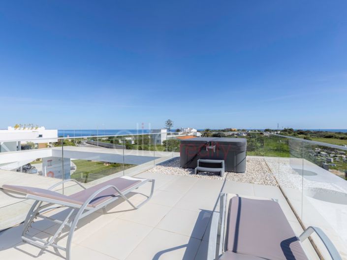 Image No.3-Maison de 4 chambres à vendre à Lagos