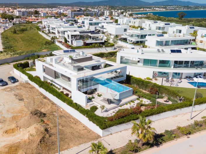 Image No.39-Maison de 4 chambres à vendre à Lagos