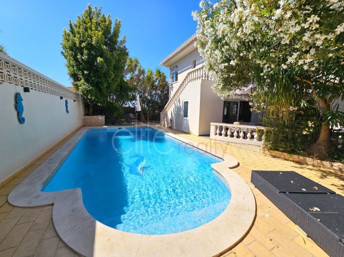 Image No.1-7 Bed House for sale
