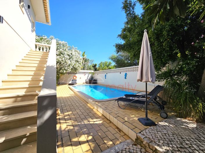 Image No.11-7 Bed House for sale