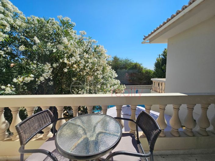 Image No.30-7 Bed House for sale