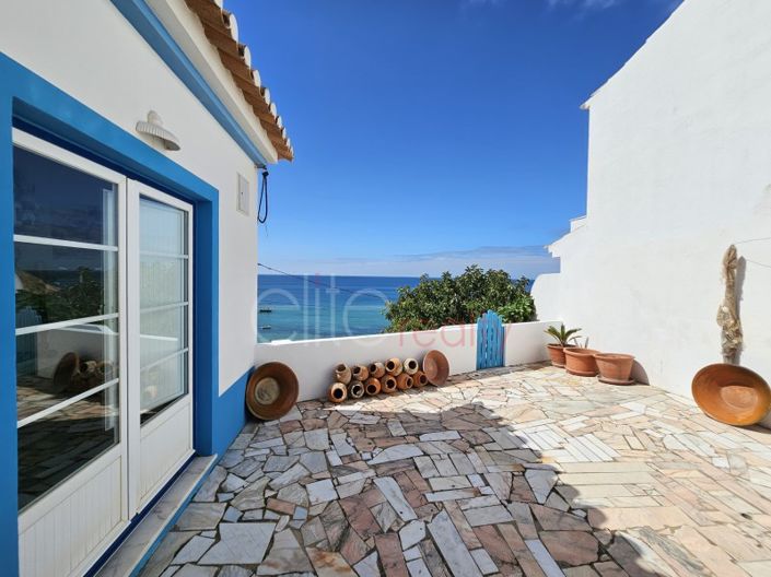 Image No.12-4 Bed House for sale