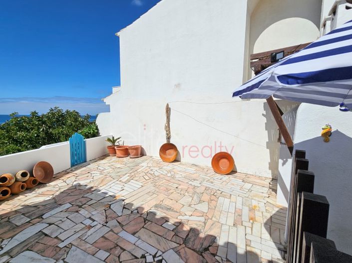 Image No.13-4 Bed House for sale