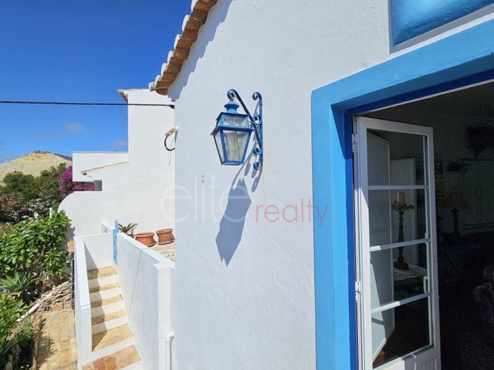 Image No.28-4 Bed House for sale