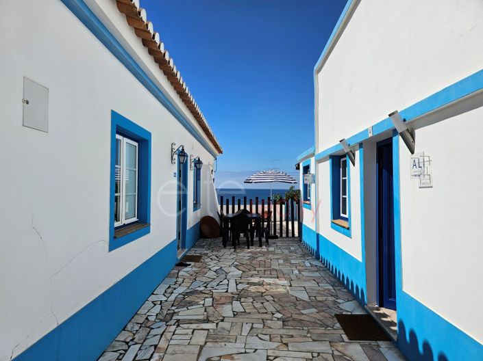 Image No.4-4 Bed House for sale