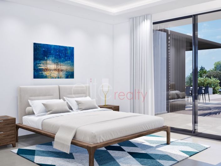 Image No.15-4 Bed House for sale