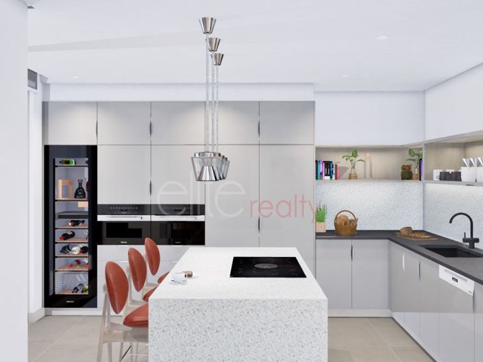 Image No.8-4 Bed House for sale