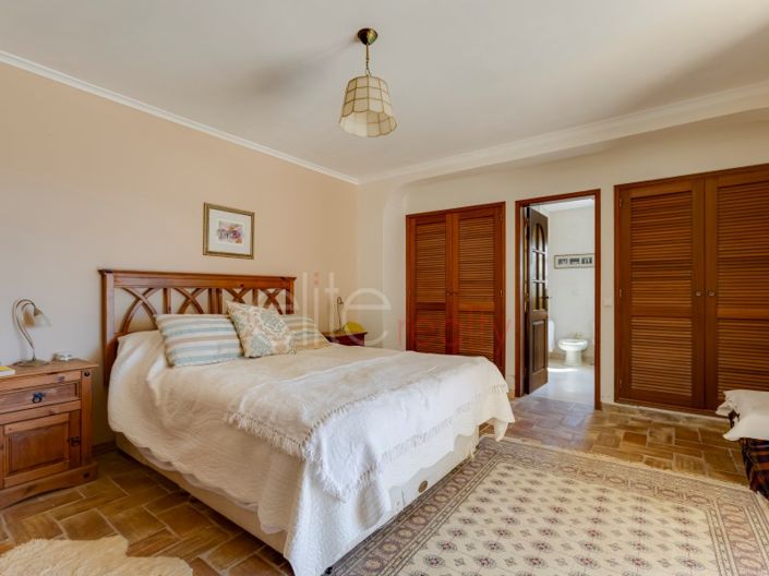 Image No.14-3 Bed House for sale