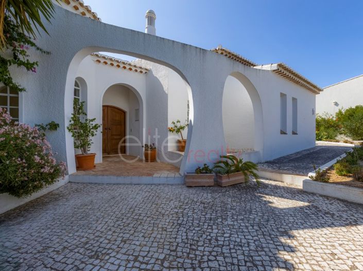 Image No.2-3 Bed House for sale