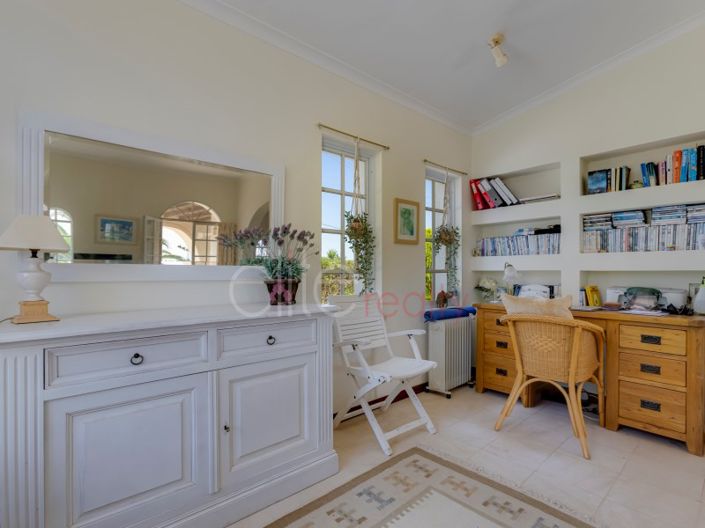 Image No.27-3 Bed House for sale