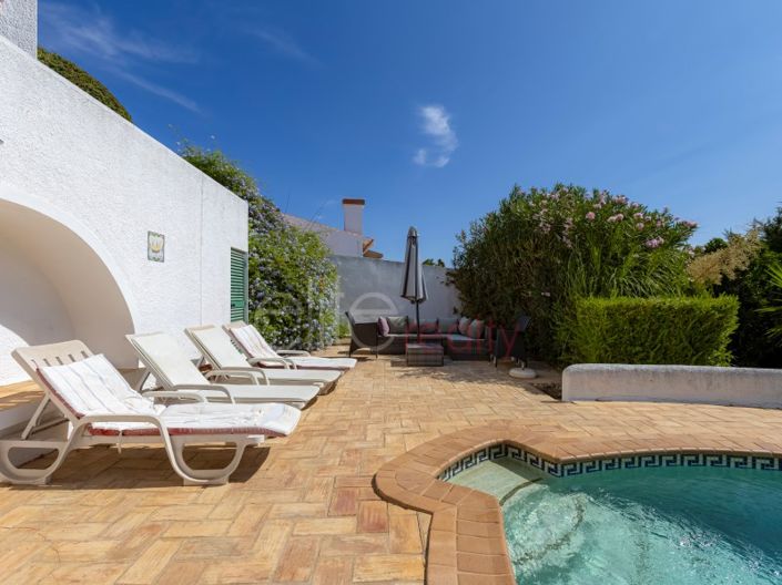 Image No.6-3 Bed House for sale