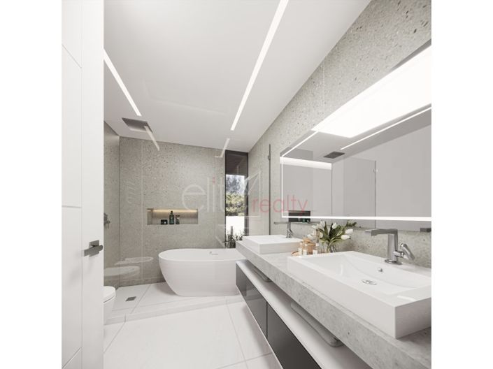 Image No.11-3 Bed House for sale