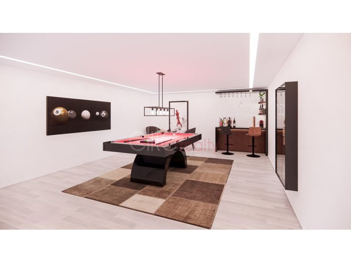 Image No.18-3 Bed House for sale