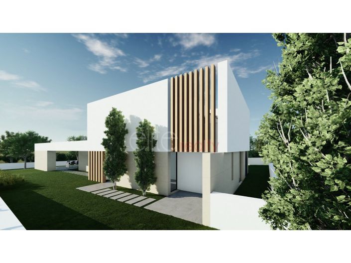 Image No.21-3 Bed House for sale