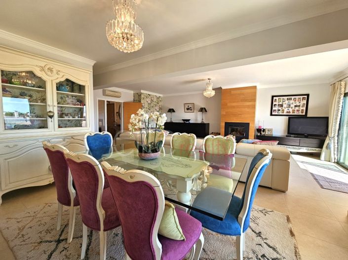 Image No.10-4 Bed Apartment for sale