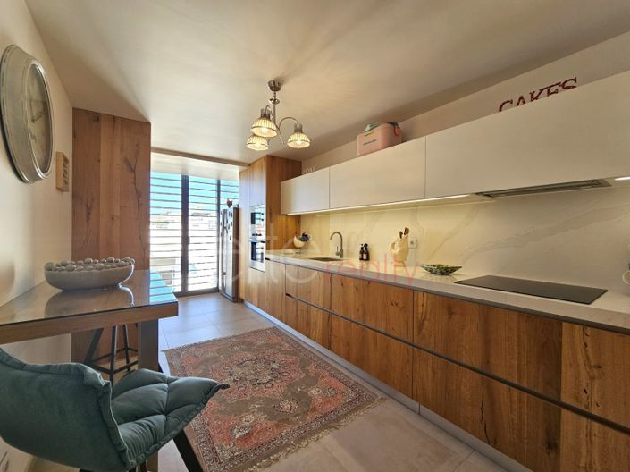 Image No.11-4 Bed Apartment for sale