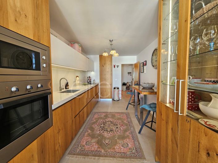 Image No.13-4 Bed Apartment for sale