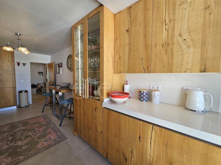 Image No.14-4 Bed Apartment for sale