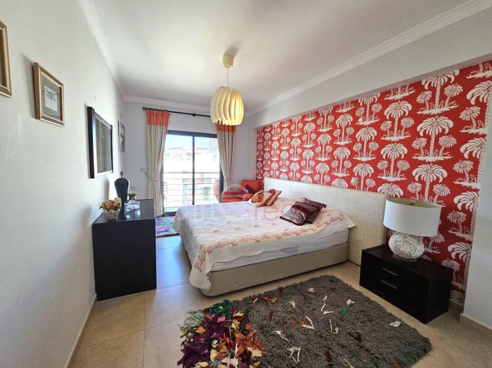 Image No.17-4 Bed Apartment for sale