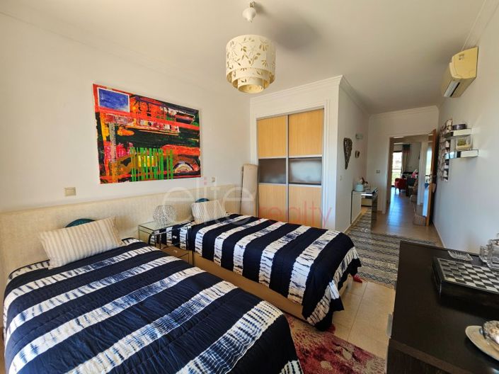 Image No.19-4 Bed Apartment for sale