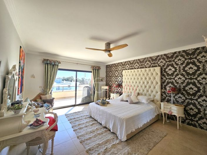 Image No.25-4 Bed Apartment for sale