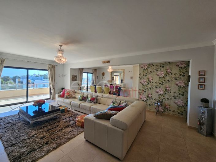 Image No.8-4 Bed Apartment for sale