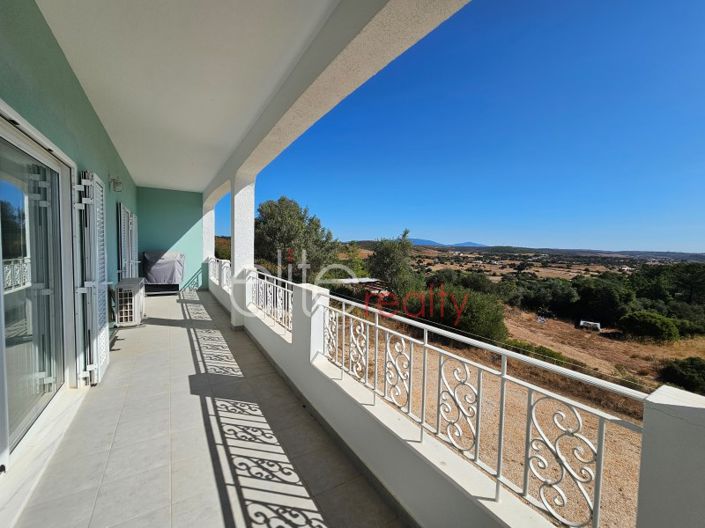 Image No.11-4 Bed House for sale