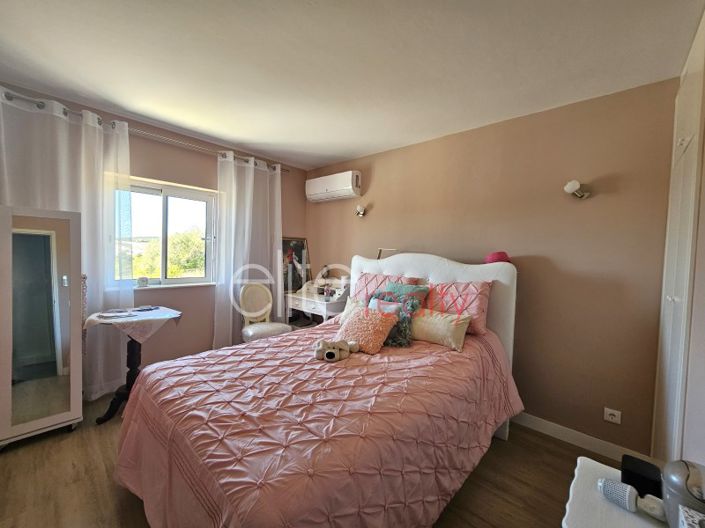 Image No.14-4 Bed House for sale