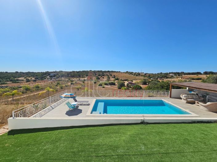 Image No.25-4 Bed House for sale