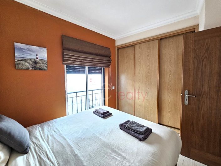 Image No.11-2 Bed House for sale