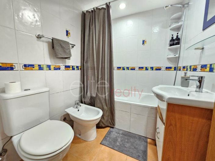 Image No.16-2 Bed House for sale