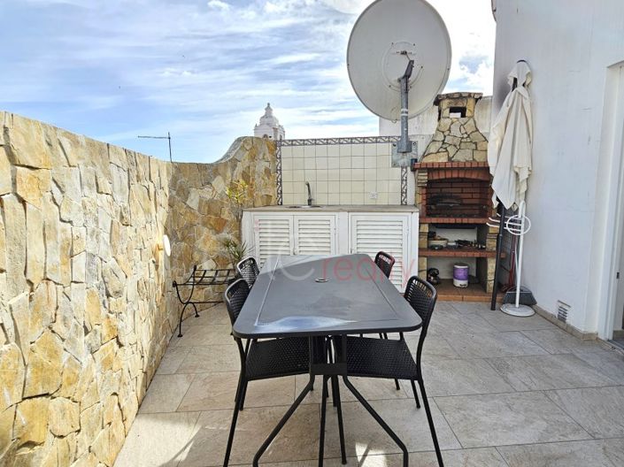 Image No.22-2 Bed House for sale