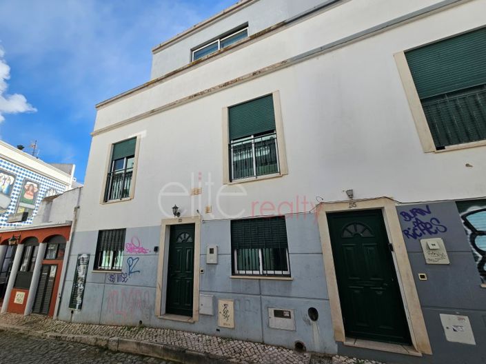 Image No.25-2 Bed House for sale