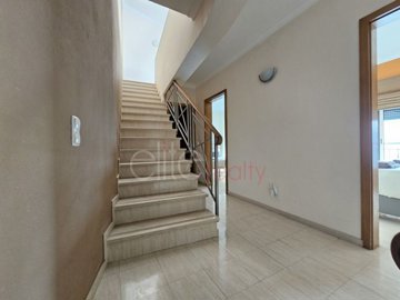 idf5b6b201-0000-0500-0000-00001796b452