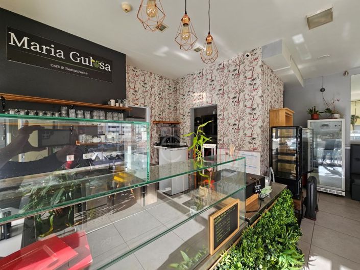 Image No.6-Commercial à vendre à Lagos