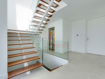 id0014b601-0000-0500-0000-000017b26272