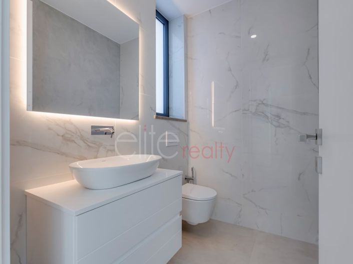 Image No.14-Maison de 4 chambres à vendre à Lagos