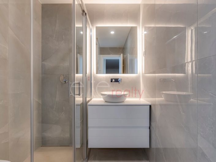 Image No.8-Maison de 4 chambres à vendre à Lagos