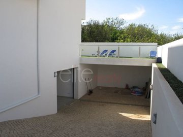 id55e63101-0000-0500-0000-000017cdd108