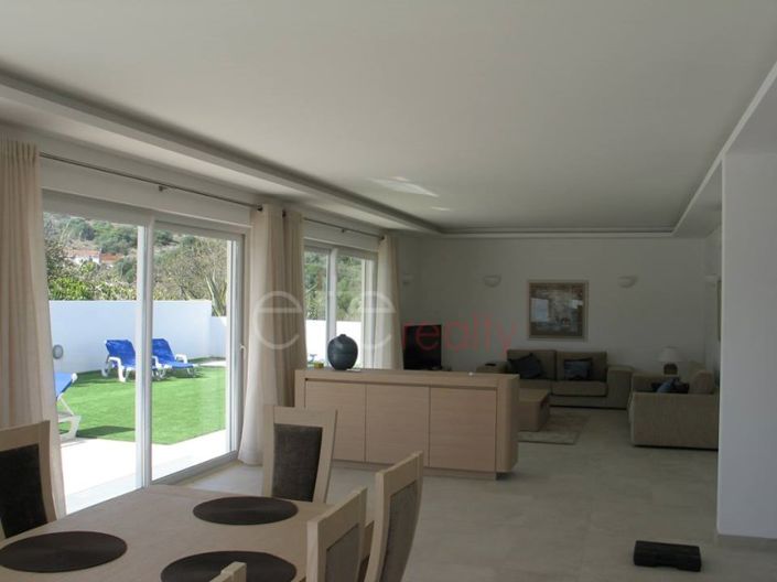 Image No.4-3 Bed House for sale