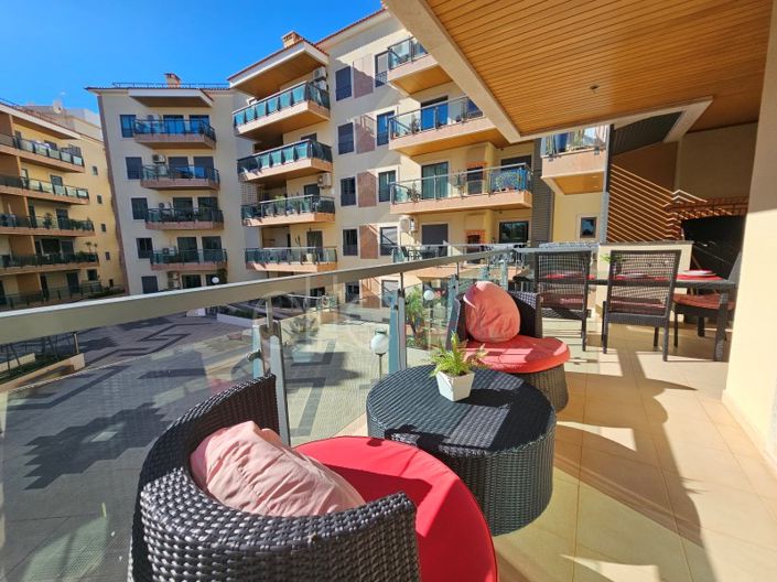 Image No.17-3 Bed Apartment for sale