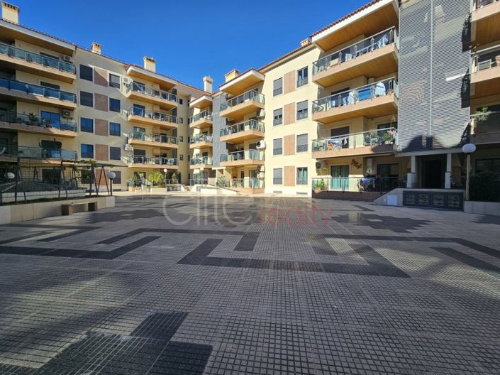 Image No.18-3 Bed Apartment for sale