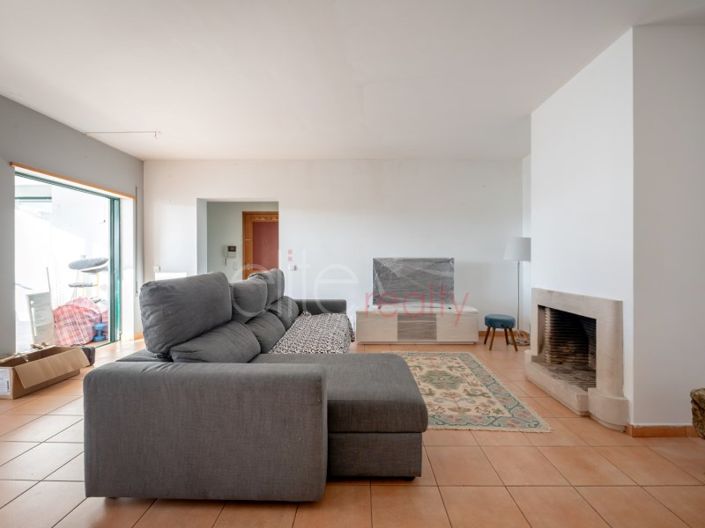 Image No.3-3 Bed Apartment for sale